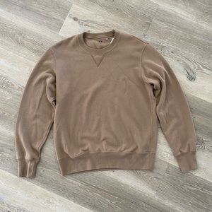 Uniqlo Crew neck (never worn)